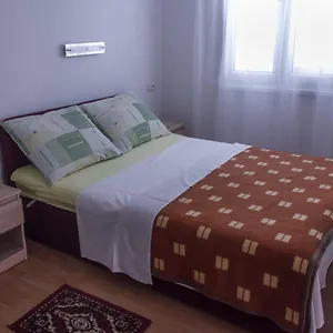  Apartment Pucarin