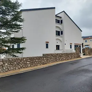  Apartment Cukar