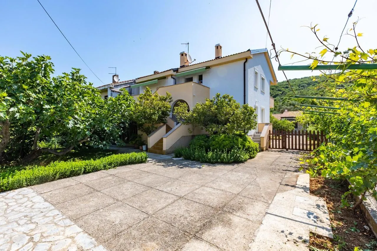 Apartments Vesna Punat
