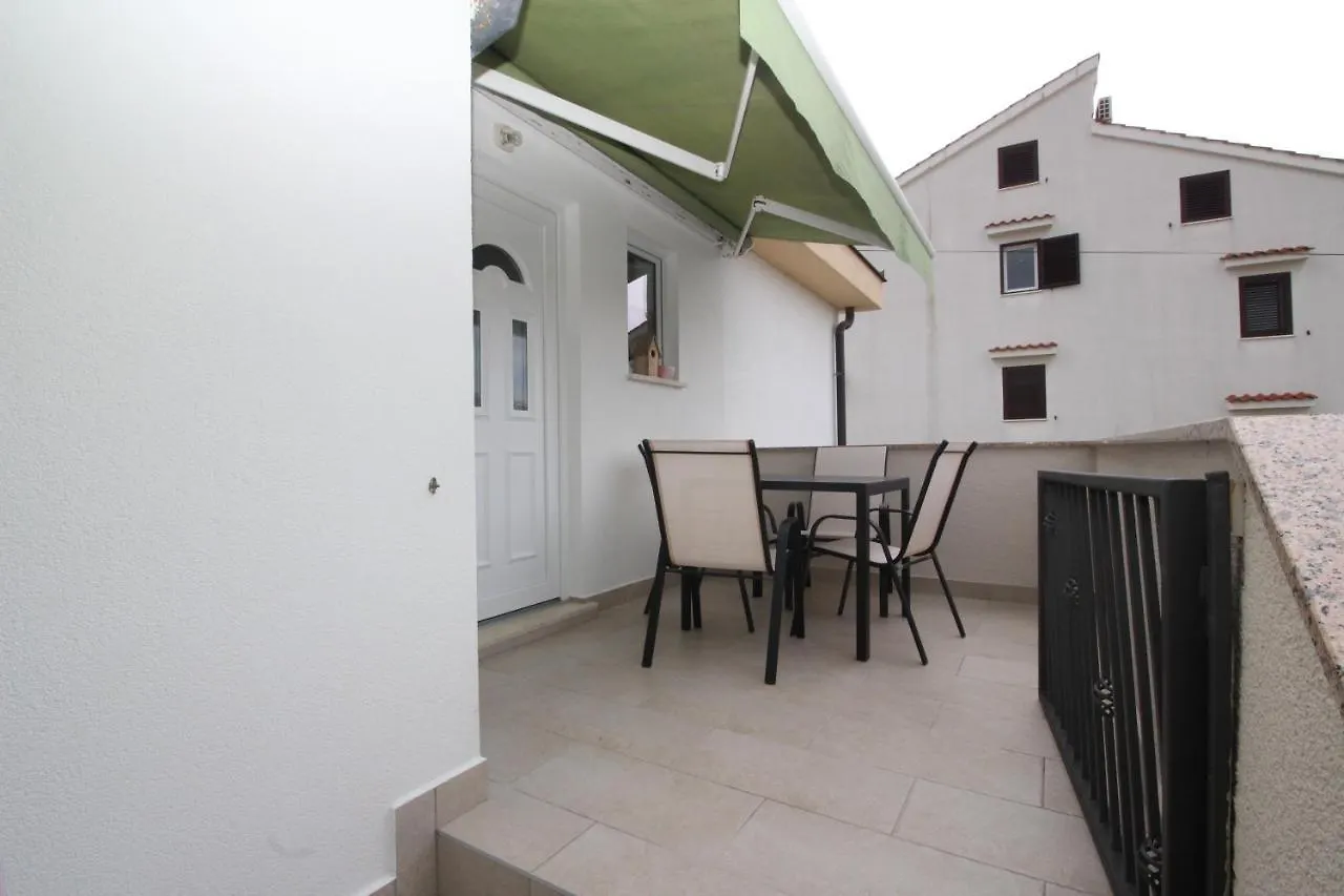 Apartments Vesna Punat